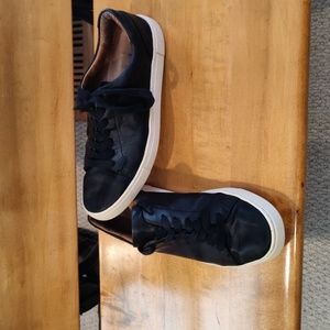 Frye Ivy low lace black woman's size 9.5 Italian leather shoes